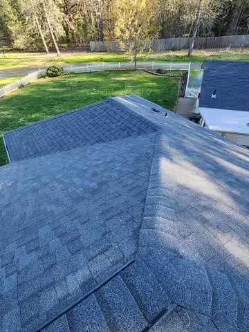 New residential roof in Central Point OR – RP Construction Management